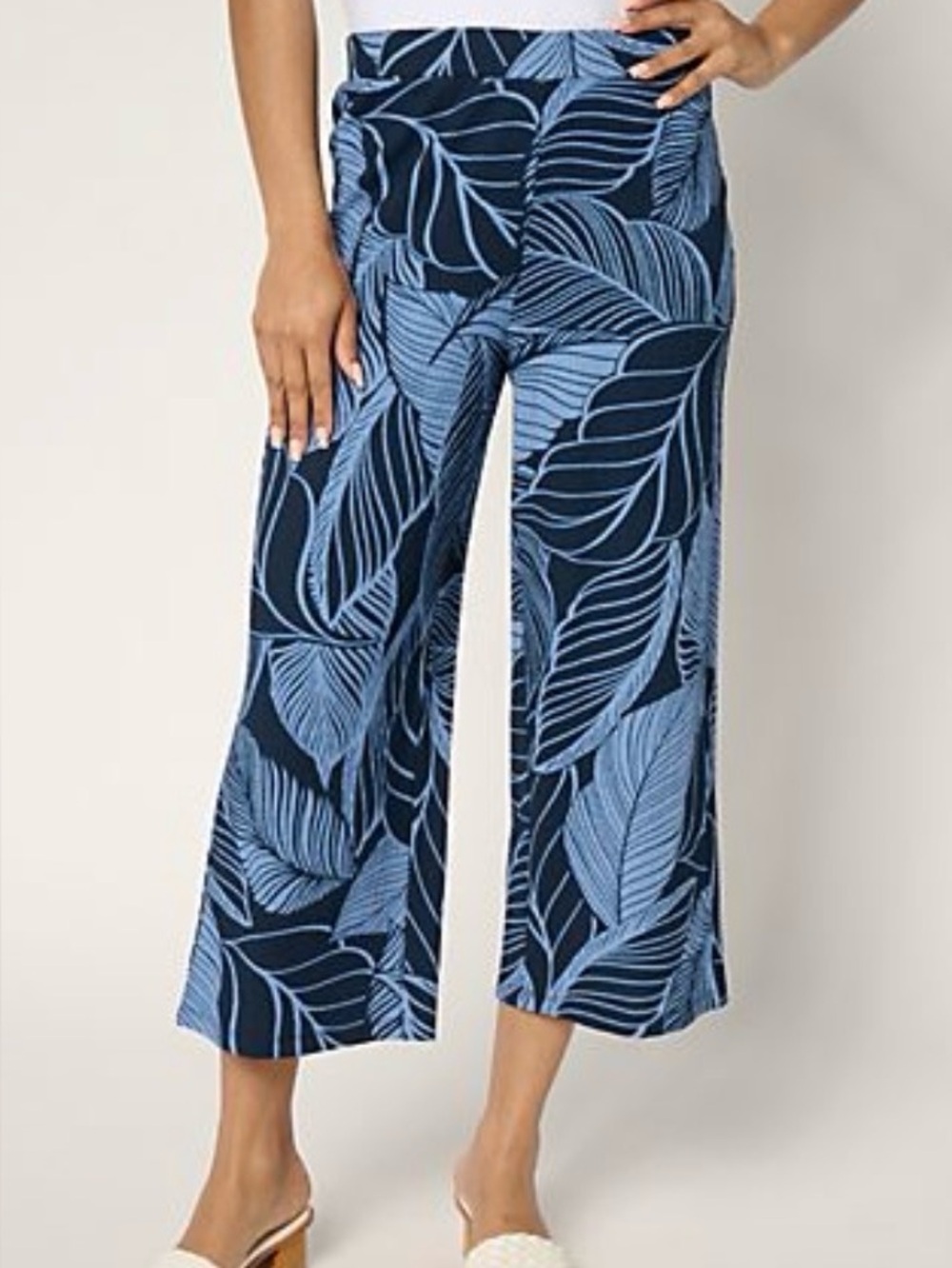 Susan Graver Regular Printed Textured Knit Wide-Leg Crop Pants